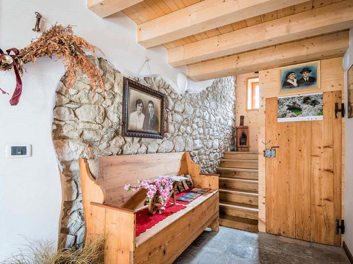 Apartment Albergo Diffuso - Cjasa Ustin-1 By Interhome Барчис Экстерьер фото