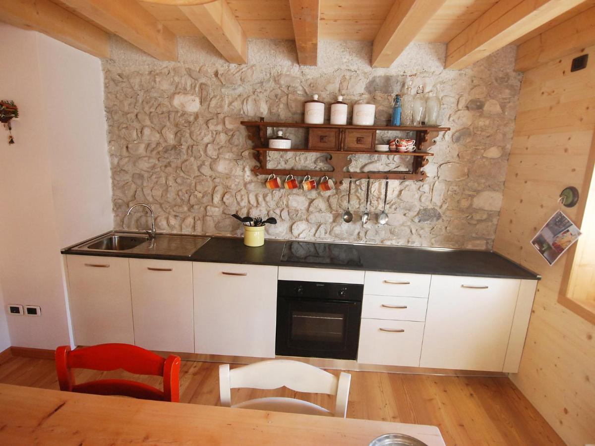 Apartment Albergo Diffuso - Cjasa Ustin-1 By Interhome Барчис Экстерьер фото