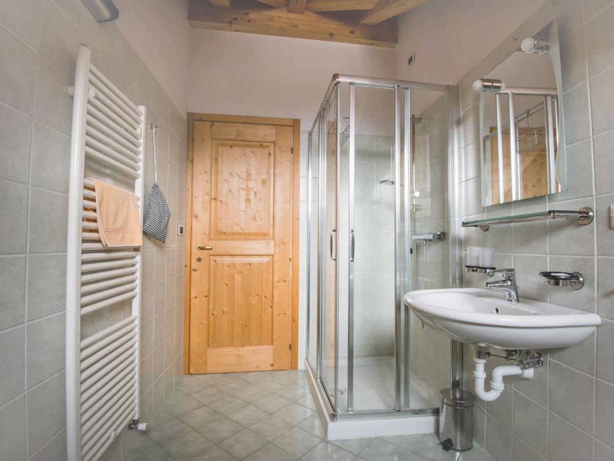 Apartment Albergo Diffuso - Cjasa Ustin-1 By Interhome Барчис Экстерьер фото